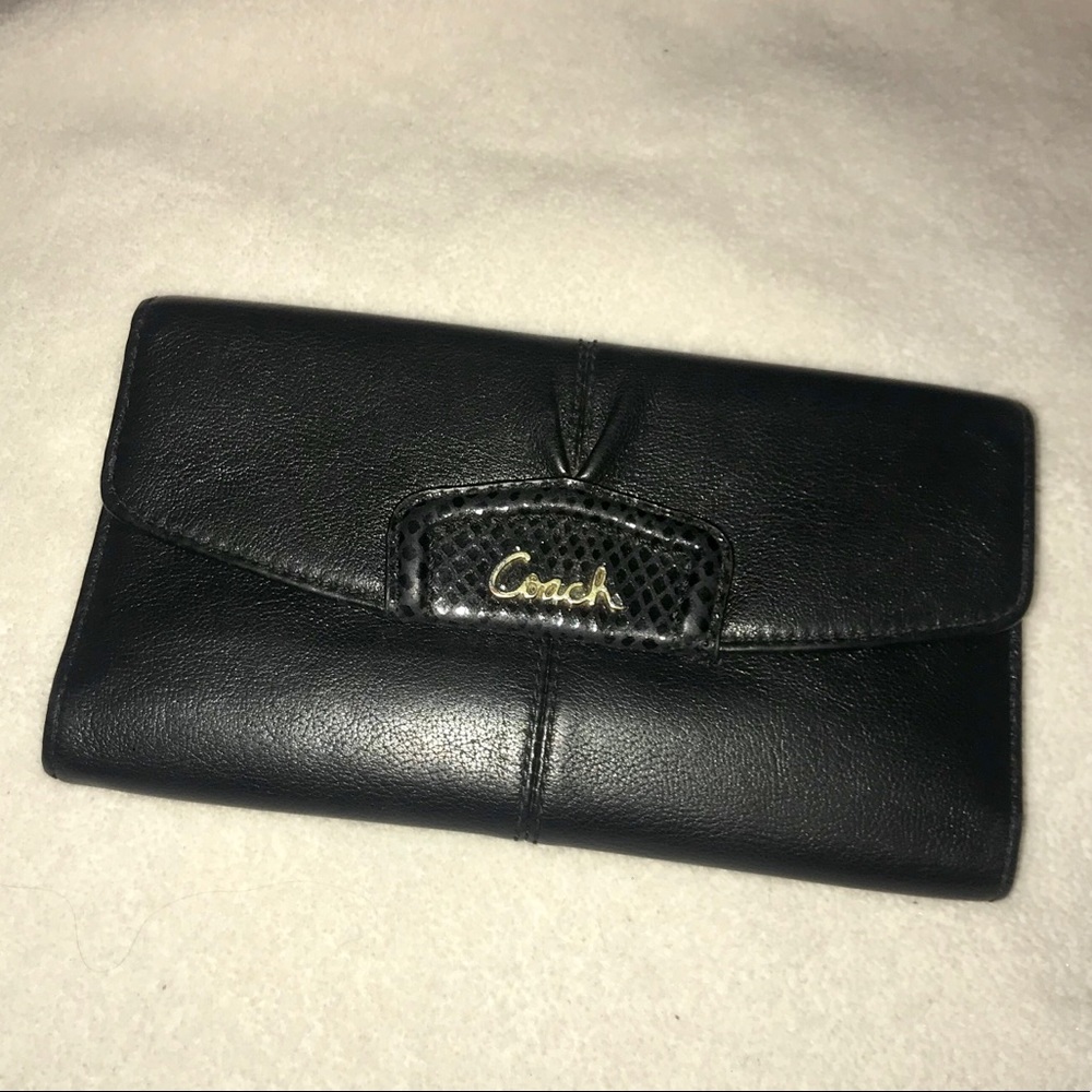 Coach wallet